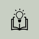 Icon Buch mit Glühbirne auf grünem Hintergrund.